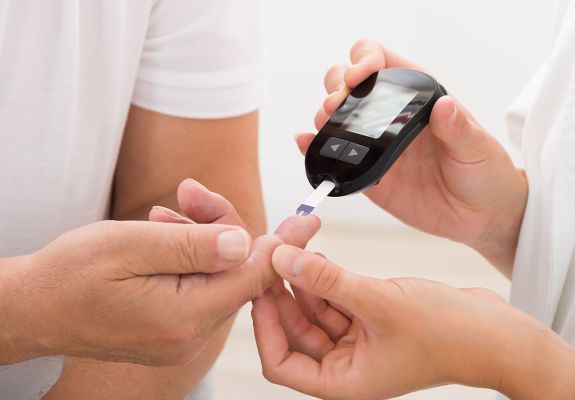 Using blood glucose monitor